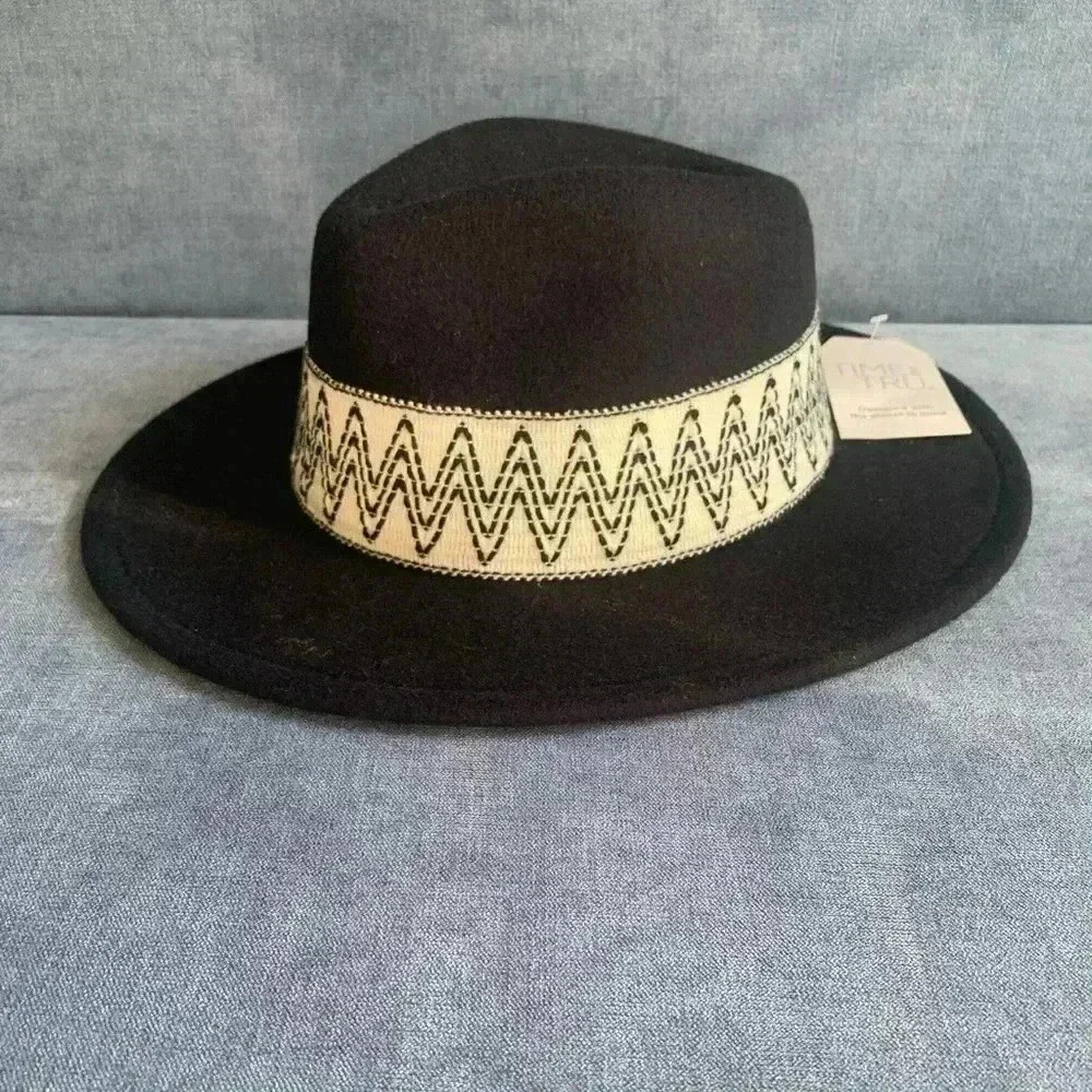 Woman’s Time & True Black Velvet Pendleton Fall Fedora Hat New One Size